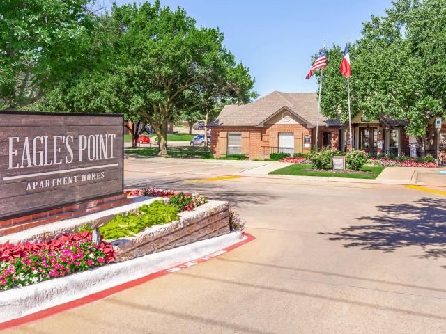 1 BR, 1 BA Apartment 8301 Boat Club Rd Unit 8 822, Fort Worth, TX 76179