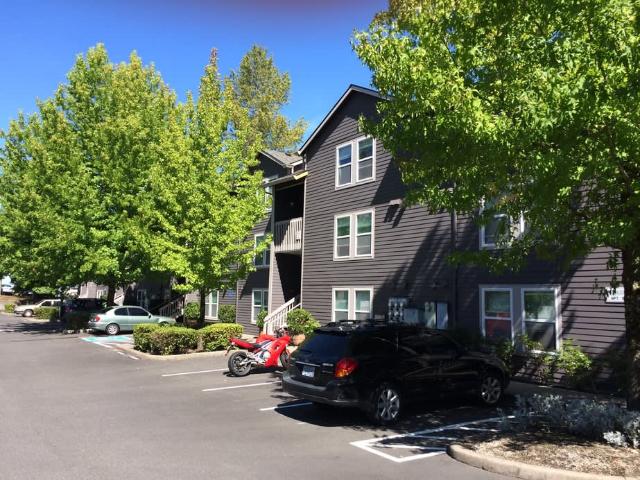 1 BR, 1 BA Apartment 8336 Southwest 24th Avenue Unit 25, Portland, OR 97219