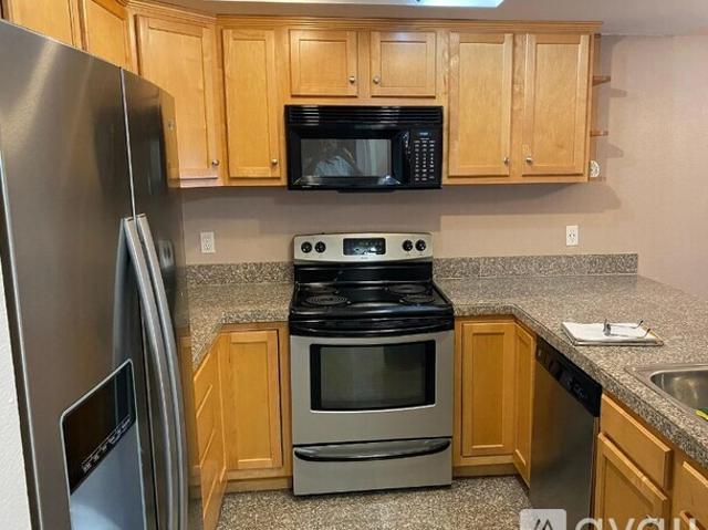 1 BR, 1 BA Apartment 8352 Via Sonoma, Unit B, San Diego, CA 92037