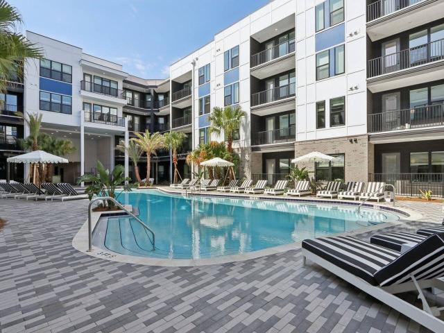 1 BR, 1 BA Apartment 944 Broadcast Place Unit 477, Jacksonville, FL 32207