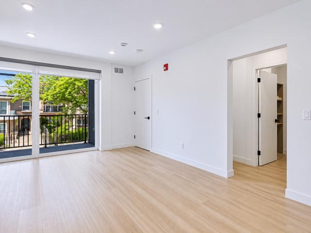 1 BR, 1 BA Apartment 948 West Sunnyside, Chicago, NY 60640