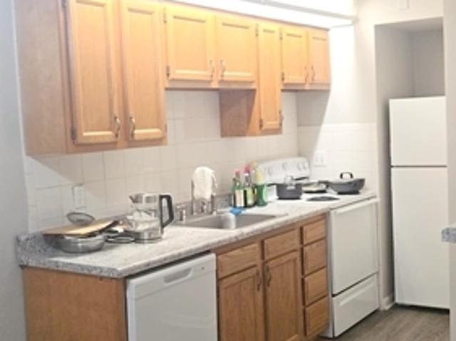 1 BR, 1 BA Apartment 9490 Olive Blvd, Unit Apartment E, Olivette, MO 63132