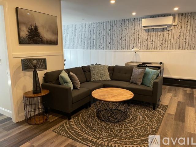 1 BR, 1 BA Apartment 95 Main St, Unit B, Ellsworth, ME 04605