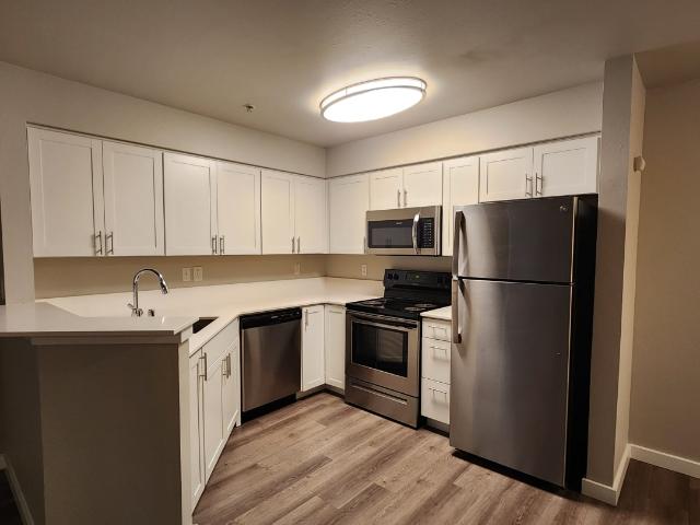 1 BR, 1 BA Apartment 95 Burnett Avenue South Unit 107, Renton, WA 98057