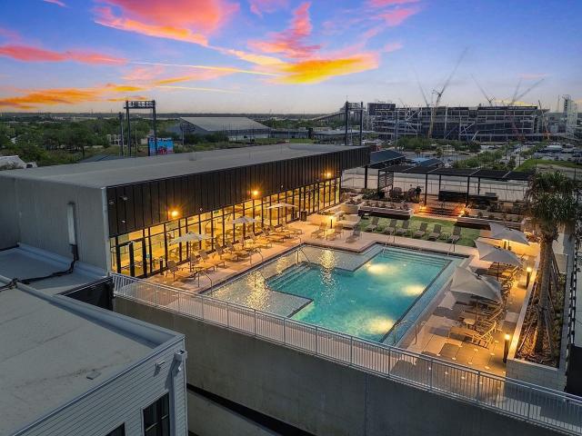 1 BR, 1 BA Apartment 960 East Adams Street Unit 447, Jacksonville, FL 32202