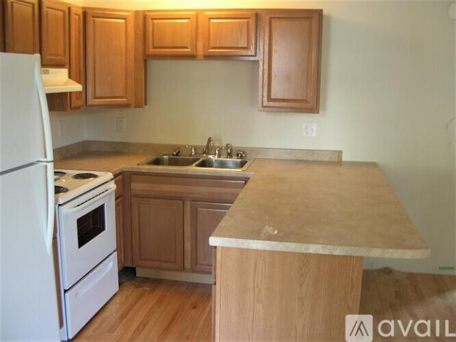 1 BR, 1 BA Apartment 97 N Winooski Ave, Unit 2, Burlington, VT 05401