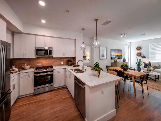 1 BR, 1 BA Apartment 9840 Carroll Canyon Rd Unit 1 211, San Diego, CA 92131