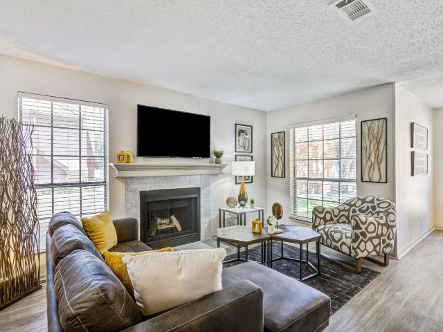 1 BR, 1 BA Apartment 903 West Road to Six Flags Street Unit 3702, Arlington, TX 76012