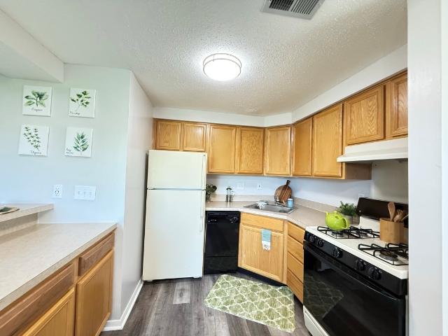 1 BR, 1 BA Apartment 902 Wallington Circle Unit 00905, Greenwood, IN 46143
