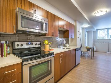 1 BR, 1 BA Apartment 905 Dexter Avenue North Unit L225, Seattle, WA 98109
