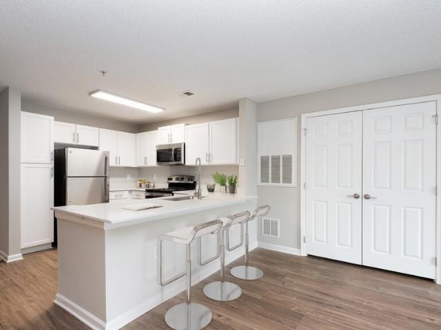 1 BR, 1 BA Apartment 905 Pineville Point Avenue Unit 6800 2F, Charlotte, NC 28217