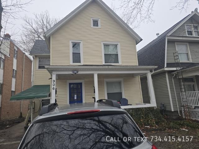 1 BR, 1 BA Apartment 906 Packard St, Ann Arbor, MI 48104