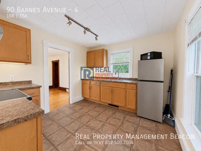 1 BR, 1 BA Apartment 90 Barnes Avenue, White River Junction, VT 05001