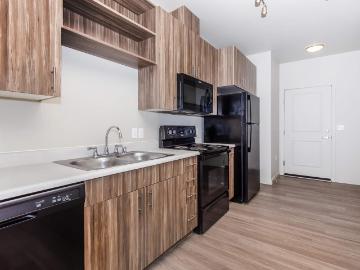 1 BR, 1 BA Apartment 913 South Jackson Street Unit 638, Seattle, WA 98101
