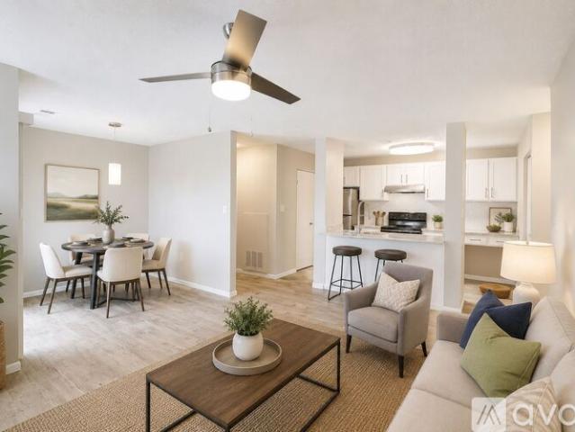 1 BR, 1 BA Apartment 916 Beaver Grade Road, Unit 1301, Carnot Moon, PA 15108