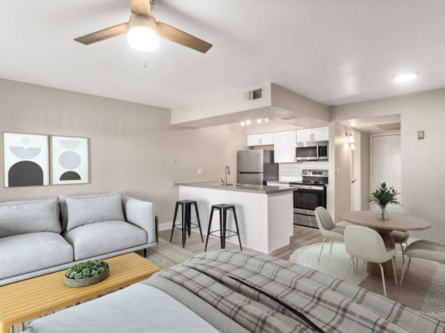 1 BR, 1 BA Apartment 9202 North 19th Avenue Unit 224, Phoenix, AZ 85021