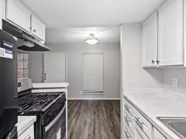 1 BR, 1 BA Apartment 920 E 40th Street #102 Unit 108, Austin, TX 78751