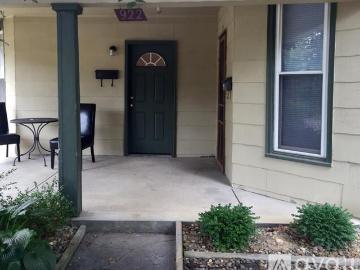 1 BR, 1 BA Apartment 922 S Washington St, Unit A, Bloomington, IN 47401