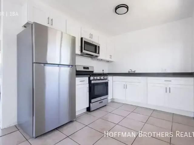 1 BR, 1 BA Apartment 924 N Kingsley Dr, Los Angeles, CA 90029