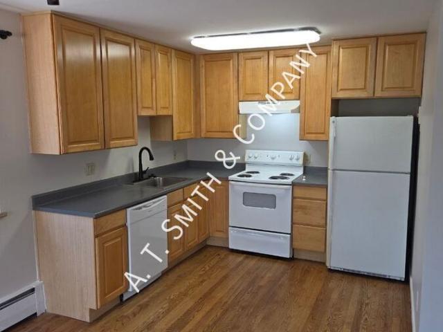1 BR, 1 BA Apartment 925 E. 8th Ave Denver, CO 80218