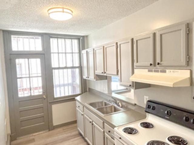 1 BR, 1 BA Apartment 926 Asylum Ave, Unit 106, Hartford, CT 06105