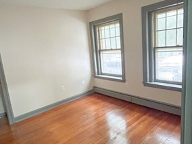 1 BR, 1 BA Apartment 928 Asylum Ave, Unit 103, Hartford, CT 06105