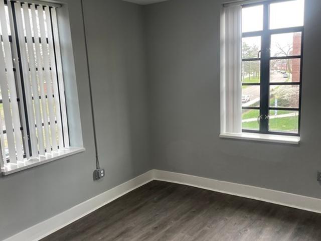 1 BR, 1 BA Apartment 931 Covington Dr, Unit 216, Highland Park, MI 48203