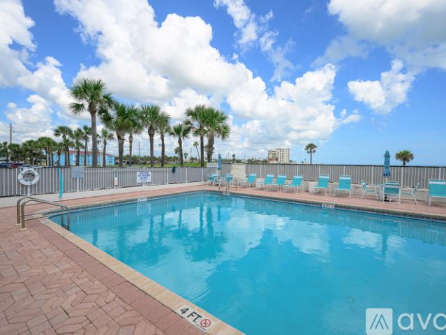 1 BR, 1 BA Apartment 935 S Atlantic Ave, Unit 110, Daytona Beach, FL 32118