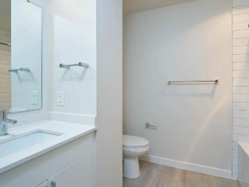 1 BR, 1 BA Apartment 938 110th Avenue Northeast Unit 501, Bellevue, WA 98004