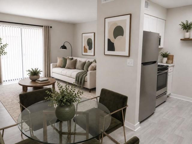 1 BR, 1 BA Apartment 939 South Riverside Drive Unit J83, Clarksville, TN 37040