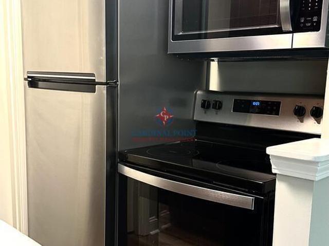 1 BR, 1 BA Apartment 93 Henry Law Ave, Dover, NH 03820