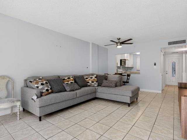 1 BR, 2 BA Apartment 107 Royal Park Drive, Oakland Park, FL 33309