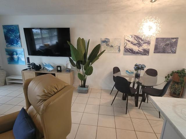 1 BR, 2 BA Apartment 201 Kent L, West Palm Beach, FL 33417