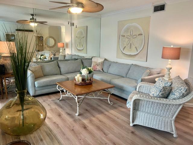1 BR, 2 BA Apartment 353 Highway 1, Jupiter, FL 33477