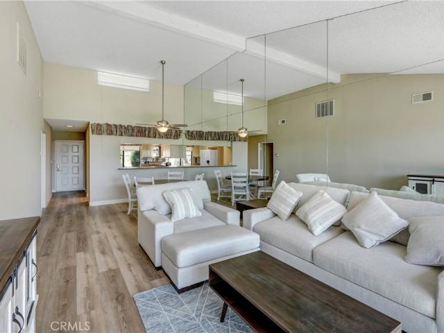 1 BR, 2 BA Apartment 39856 Narcissus Way, Palm Desert, CA 92211