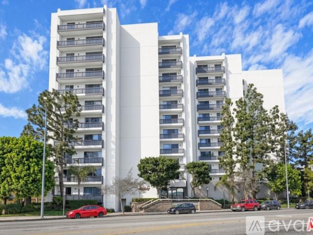 1 BR, 2 BA Apartment 321 South San Vicente Boulevard, Unit 805, Los Angeles, CA 90048