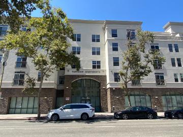 1 BR, 2 BA Apartment 400 W. 9th Street, Los Angeles, CA 90015