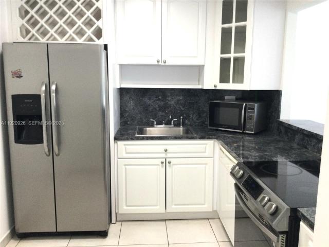 1 BR, 2 BA Apartment 500 Three Islands Boulevard, Hallandale Beach, FL 33009