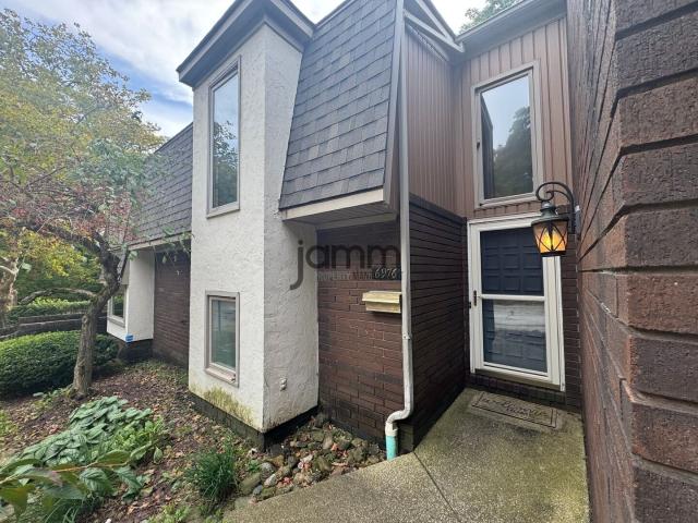 1 BR, 2 BA Apartment 6976 W Fitzwater, Brecksville, OH 44141