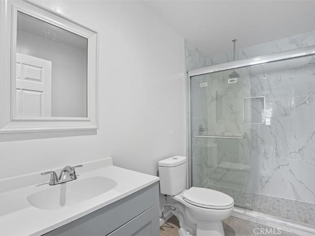 1 BR, 2 BA Apartment 7960 Tampa Avenue, Reseda, CA 91335