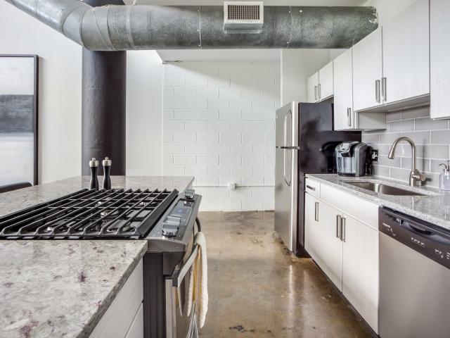1 BR, 2 BA Apartment 828 Ralph McGill Boulevard Northeast Unit 305, Atlanta, GA 30306