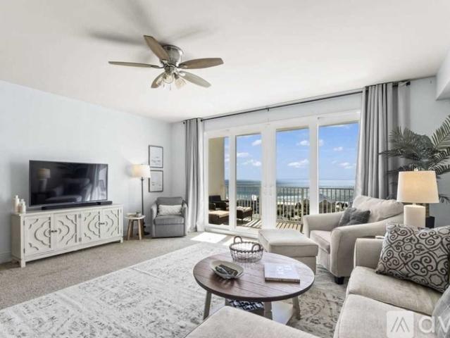 1 BR, 2 BA Apartment 9860 South Thomas Drive, Unit 702, Panama City Beach, FL 32408