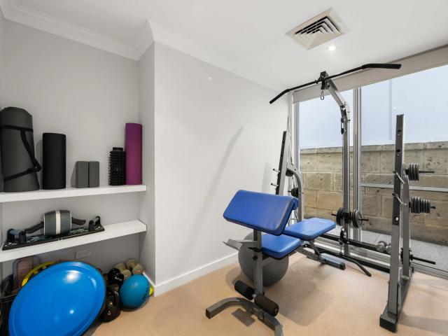 1 Curacao Lane, Hillary’s WA 6025