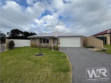 1 Callistemon View, Yakamia, WA 6330