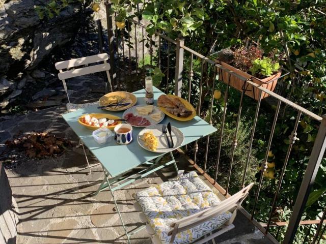 1 camere da letto, Vezzano Ligure Vezzano Ligure 103544610
