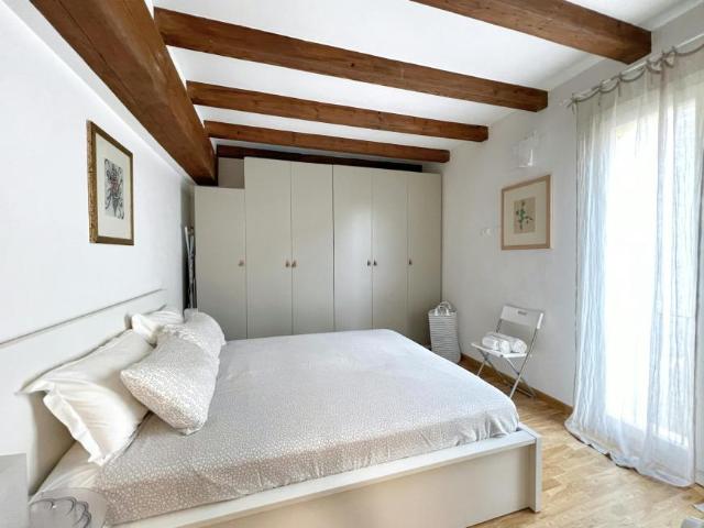 1 camere da letto, Bologna Bologna 40124 LS104293533