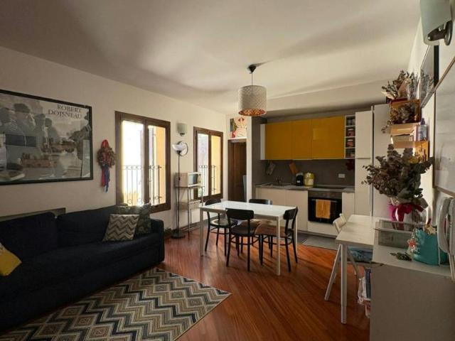 1 camere da letto, Bologna Bologna 40125 102795585