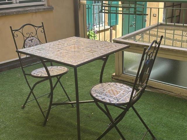 1 camere da letto, Bologna Bologna 40125 LS103152882
