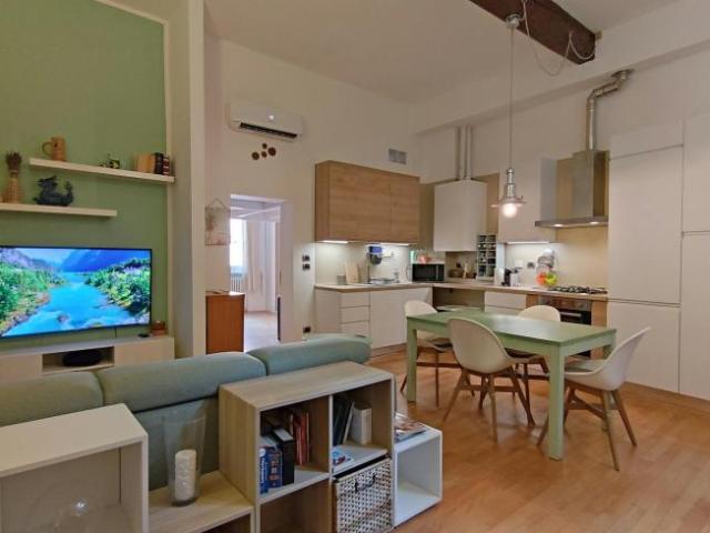 1 camere da letto, Bologna Bologna 40126 100718982