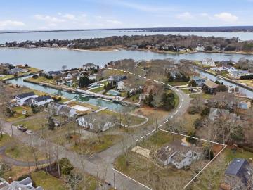 1 Canal Way, Hampton Bays, NY 11946 | MLS #964109